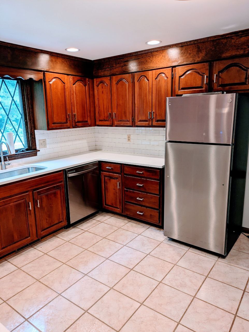 Building Photo - 867 Shaker Rd