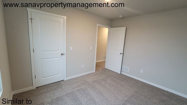 Building Photo - Spacious 4BR Home with Gourmet Kitchen & 3-Car Garage – Available End of May