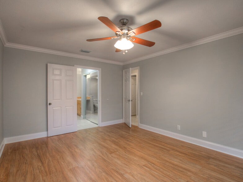 Building Photo - 8741 Cleary Blvd