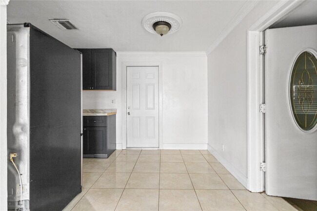 Building Photo - 4184 SW 49th Ct