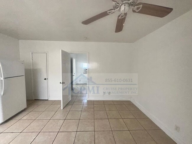 Interior Photo - 5819 Polk St Hollywood, FL 33021