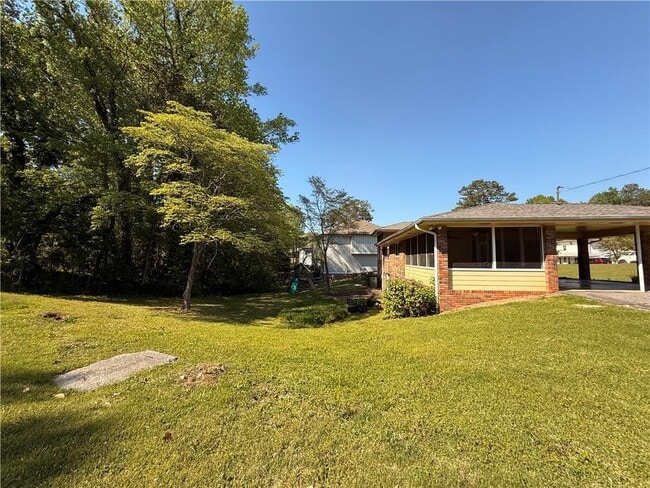 Building Photo - 1395 Siesta Ln