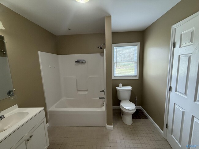 Building Photo - 215 Brian Dr