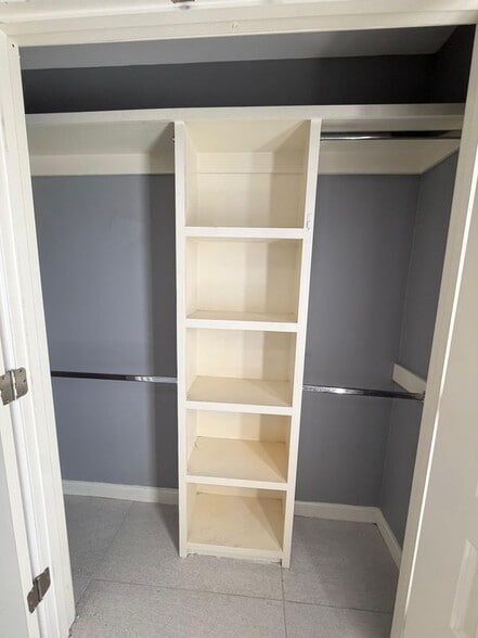 Building Photo - 1421 W Harrison Ave