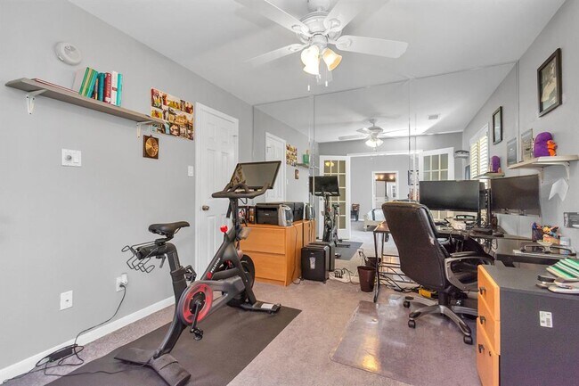 Building Photo - 1303 Raintree Cir