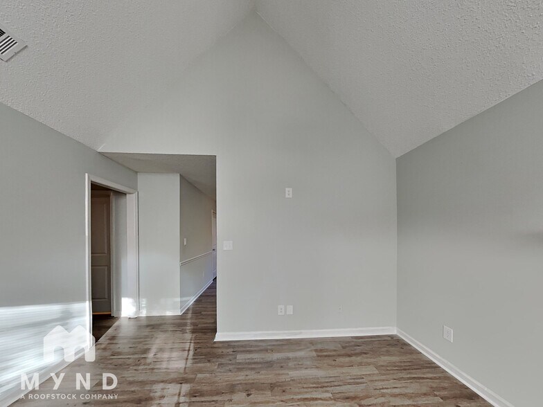 Building Photo - 1288 N Hampton Dr