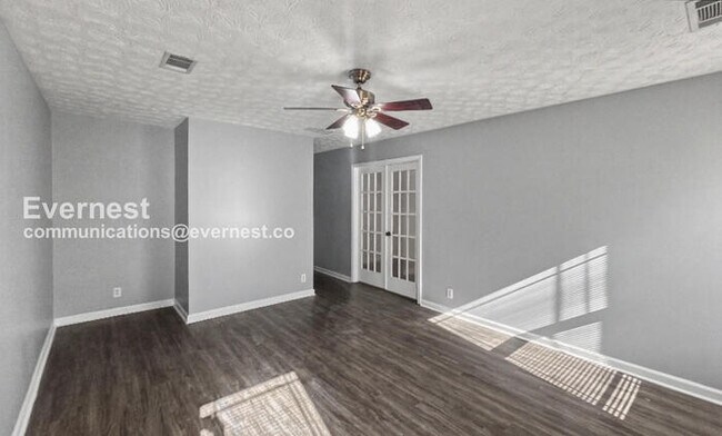 Building Photo - Modern Living in Saddle Bridge with Private Patio / 4 Beds and 2.5 Bath / Available Now!