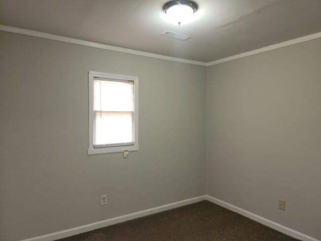 Building Photo - Henry County:  3 bedrooms, 1 Bonus, and 2 baths