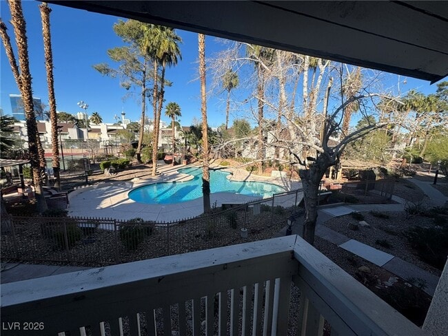 Building Photo - 518 Delfern Ln