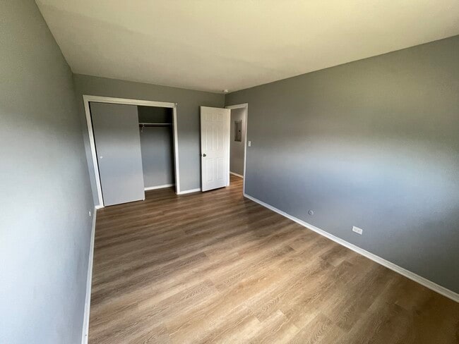 Building Photo - 4214 Bonhill Dr