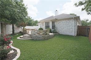Building Photo - 2105 Woodston Dr