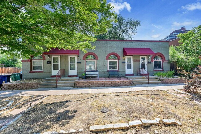 Building Photo - $1,495.00 - 1 Bedroom, 1 Bathroom, Multipl...
