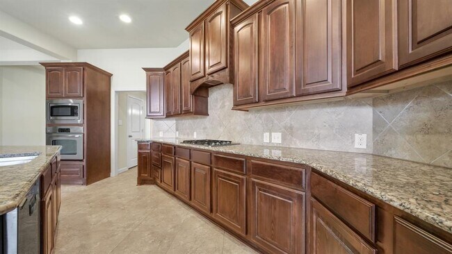 Building Photo - 5903 Falling Briar Lane