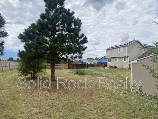 Building Photo - 4770 Beechvale Dr