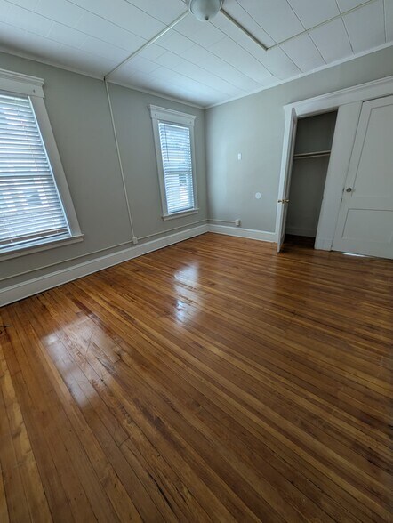 Building Photo - 85 Hubinger St