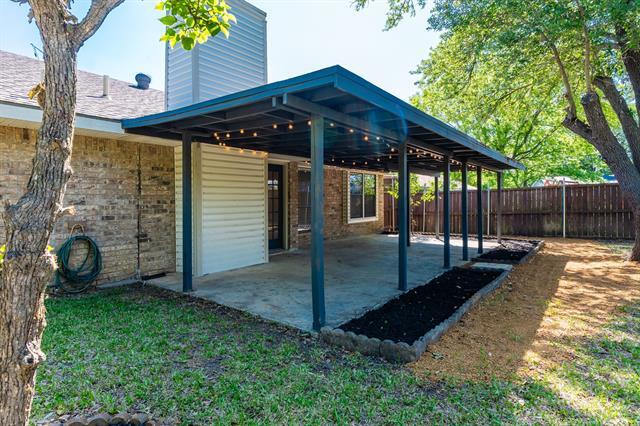 Building Photo - 5017 Brookview Dr