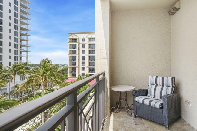 Building Photo - 3800 N Ocean Dr