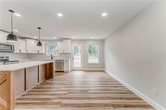 Building Photo - 22 Earls Way