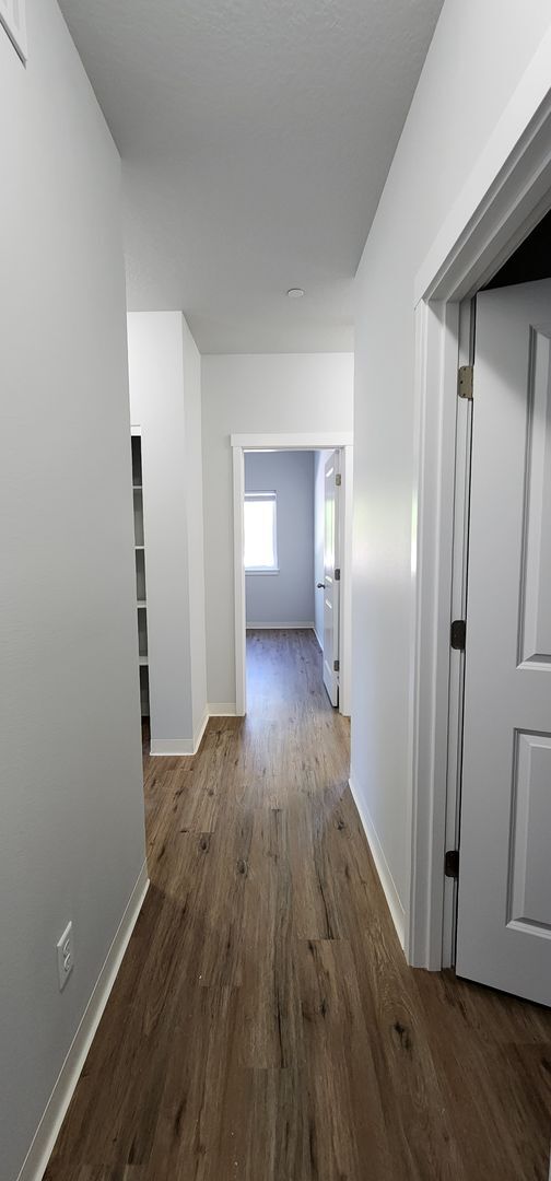 Building Photo - FREE RENT - Beautiful New Construction in McMinnville