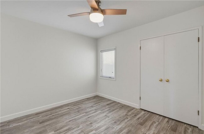Building Photo - 2611 Alvord Ln