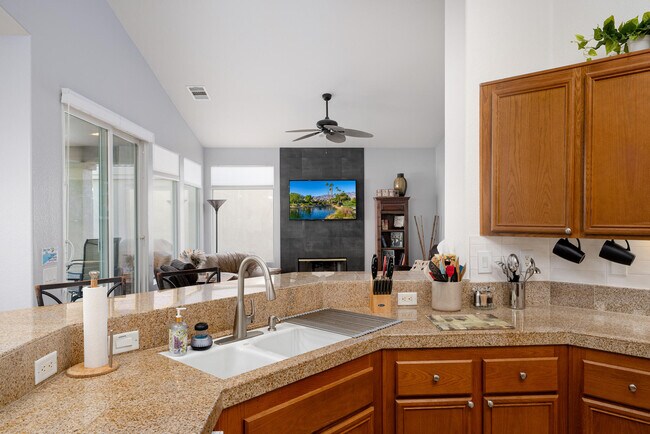 Building Photo - 67636 S Natoma Dr