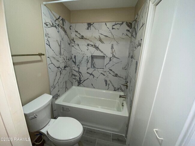 Building Photo - 5628 Moorstone Dr