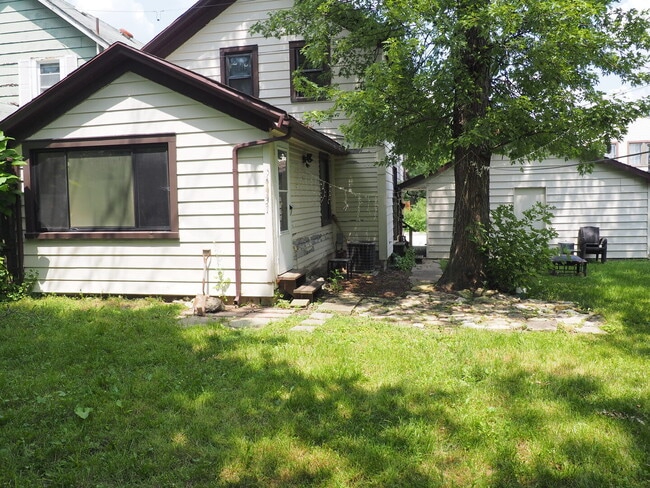 Building Photo - 9931 143rd Pl