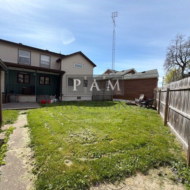 Building Photo - 4730 5th Ave