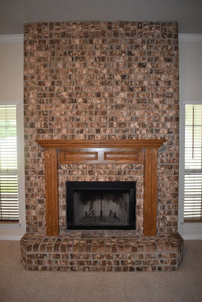 Building Photo - Central Texas Expressway Suite 100, Harker Heights, TX 76548.