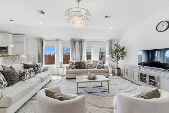 Building Photo - 30843 Boxwood Dr