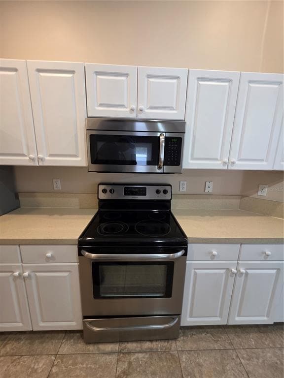 Building Photo - 1644 Dawnview St