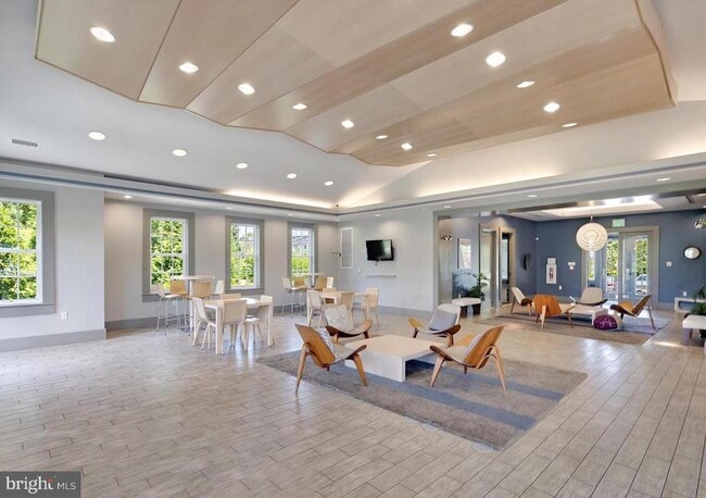 Building Photo - 7469 Tanyard Knoll Ln