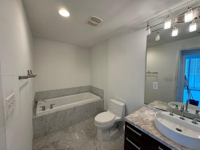 Building Photo - 244 Biscayne Blvd