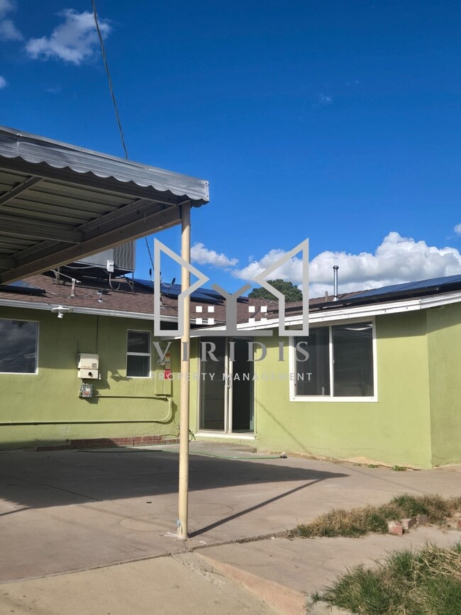 Building Photo - 1017 Radcliffe Ave