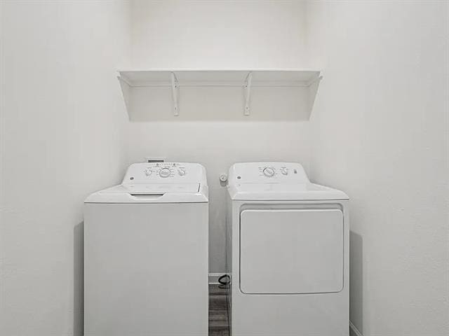 Building Photo - 2010 Prairie Ln