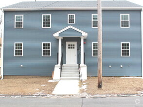 Building Photo - 11 Glastonbury Ave