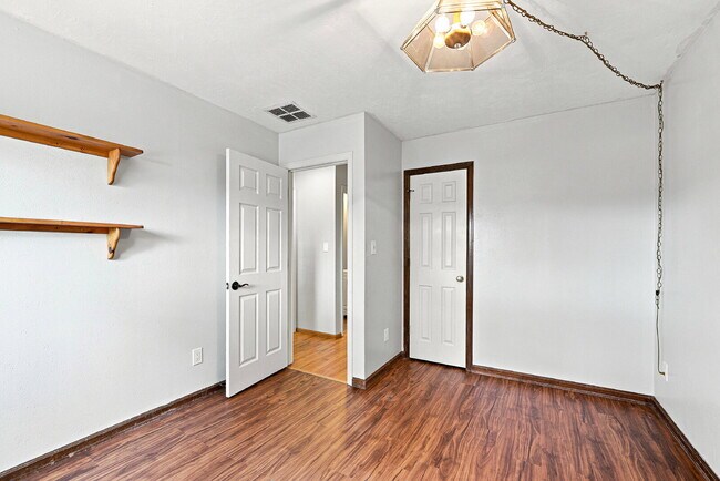 Building Photo - $3,195.95 - 4 Bed, 3 Bath Home in Thornton with Sun Room, Finished Basement & Fenced Backyard