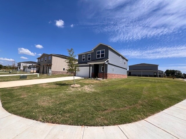 Building Photo - 6800 Devotion Ave