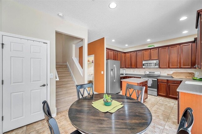 Building Photo - 11144 Oyster Bay Cir