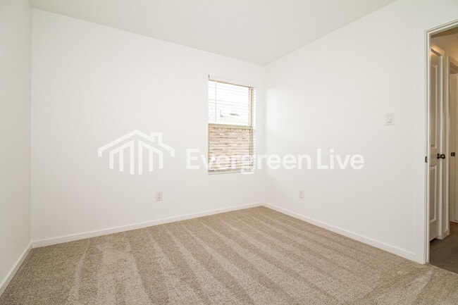 Building Photo - 9604 NW 125th St