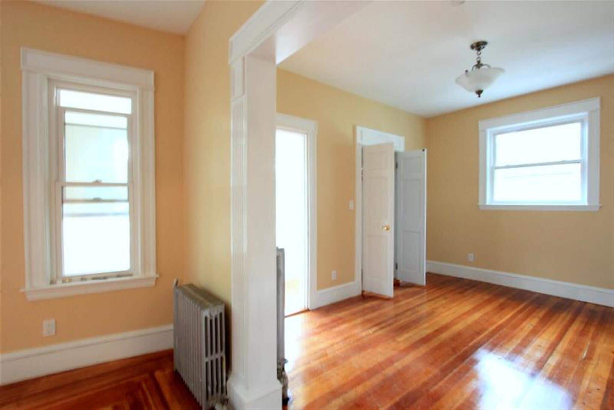 Building Photo - 179 College Ave