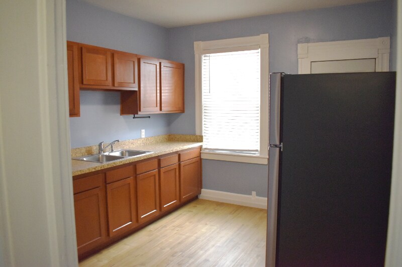 Building Photo - 6011 37th Ave