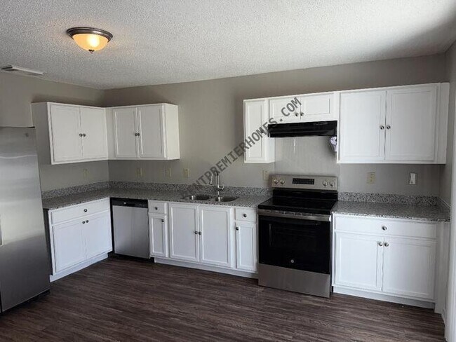 Building Photo - 13019 Woller Creek