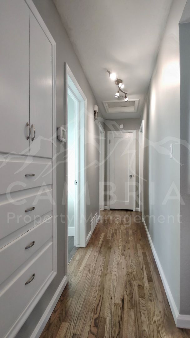 Building Photo - Beautiful 4 Bedroom Home in Sugarhouse