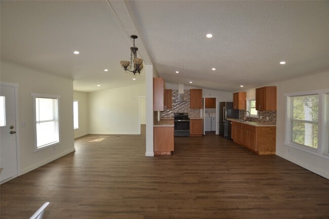 Building Photo - 13402 US-190