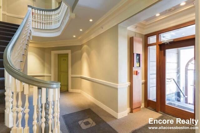 Building Photo - 457 Centre St