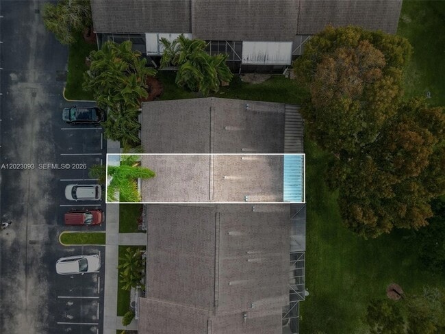 Building Photo - 4241 SW 71st Ter