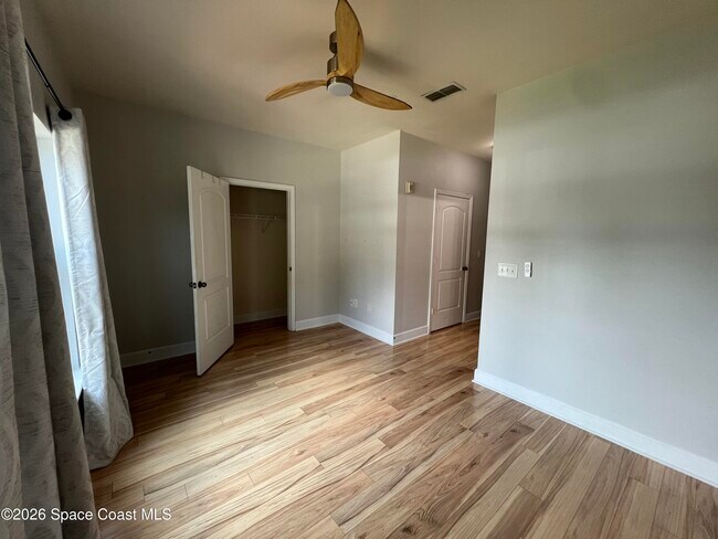 Building Photo - 6431 Borasco Dr