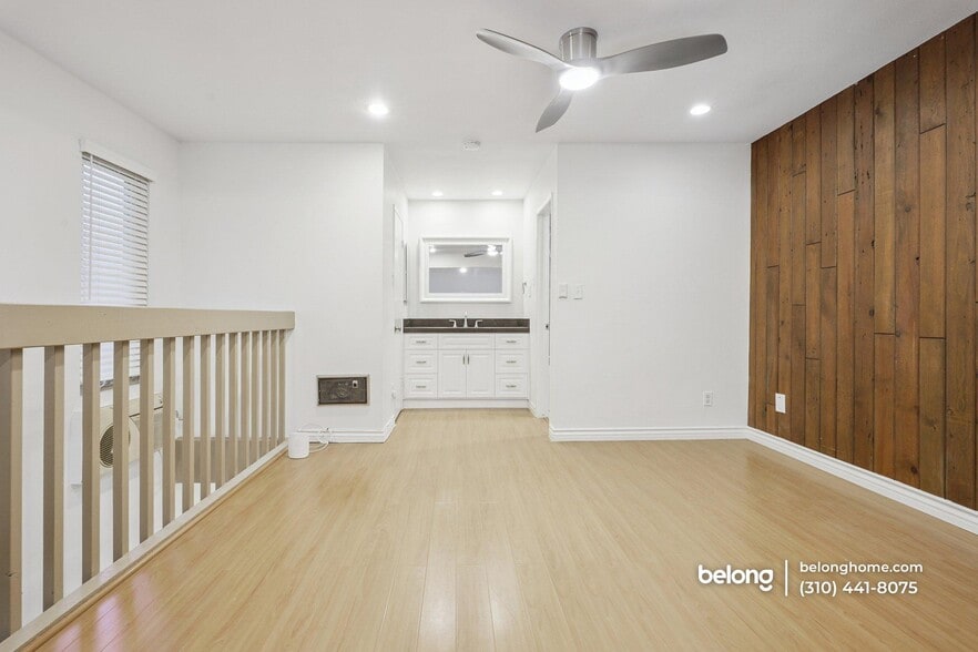 Building Photo - 7890 E Spring St