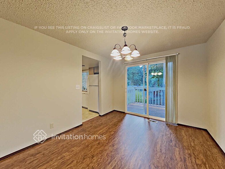 Building Photo - 202 Vashon Ave SE
